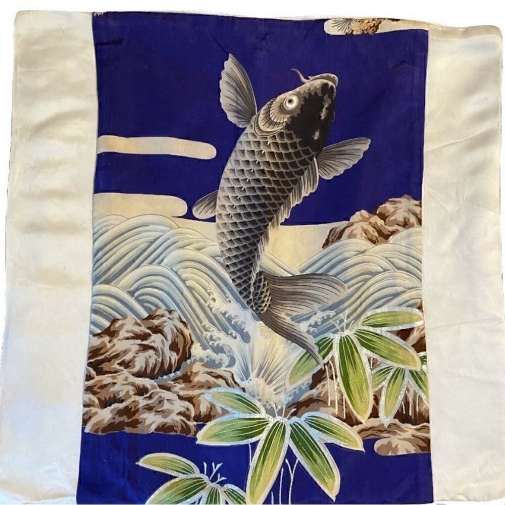 Asian Fish Design Silk Cushion cover